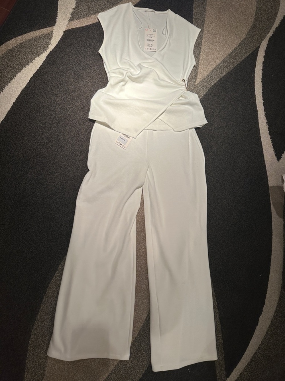 Zara Cream Sleeveless Top & Wide-Leg Lounge Pants Set